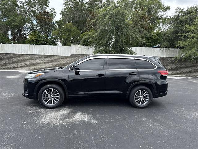 used 2018 Toyota Highlander car, priced at $21,440
