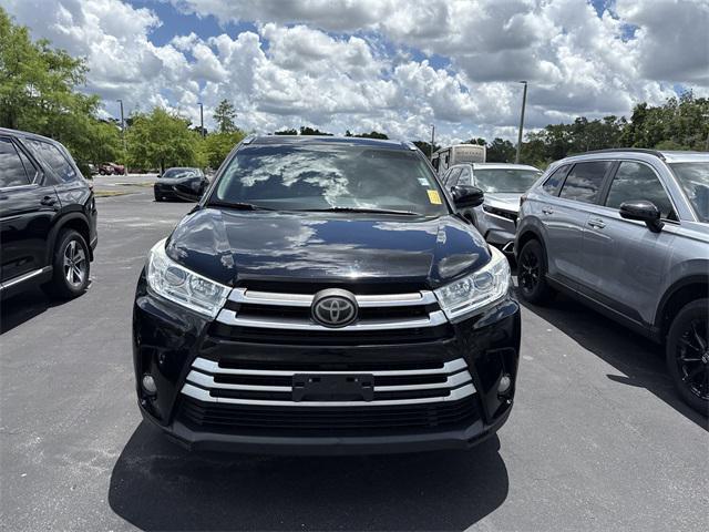 used 2018 Toyota Highlander car, priced at $21,440