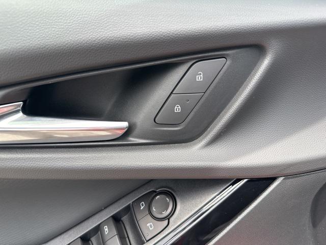 new 2026 Chevrolet Equinox car, priced at $33,494