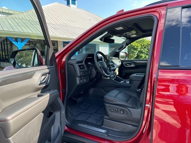 new 2024 Chevrolet Suburban car, priced at $73,627