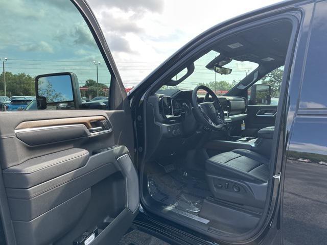 new 2025 Chevrolet Silverado 3500 car, priced at $93,020
