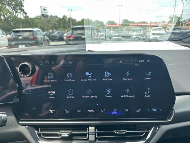 new 2025 Chevrolet Equinox EV car, priced at $44,261