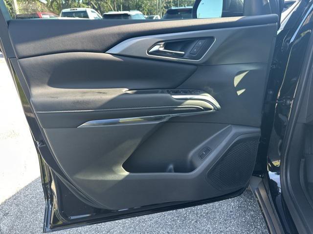 new 2025 Chevrolet Traverse car, priced at $45,254