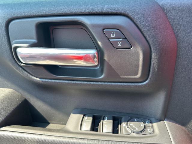 new 2025 Chevrolet Silverado 1500 car, priced at $42,435