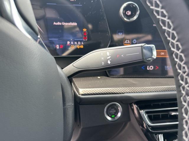 new 2025 Chevrolet Traverse car