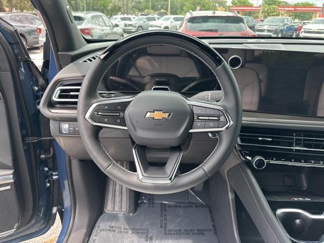 new 2025 Chevrolet Traverse car