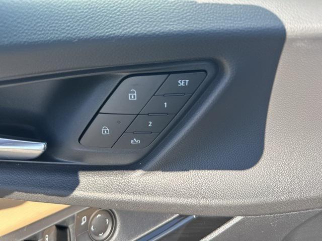 new 2026 Chevrolet Equinox car, priced at $35,782