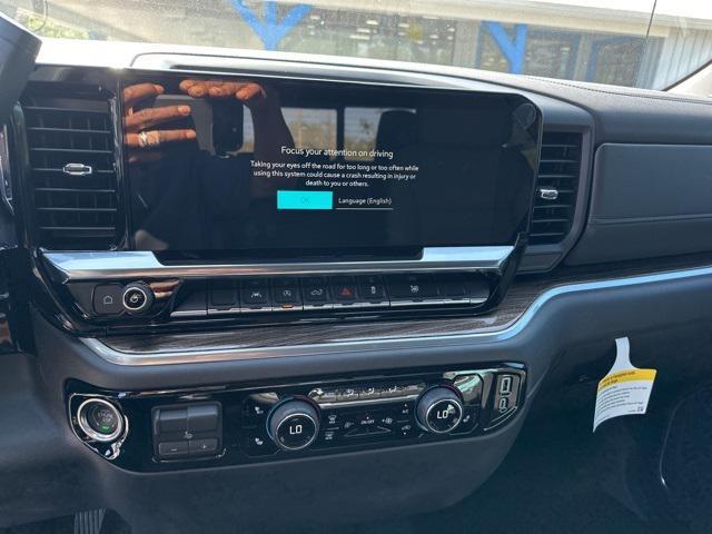 new 2025 Chevrolet Silverado 1500 car, priced at $48,793