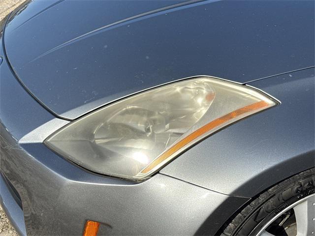 used 2005 Nissan 350Z car, priced at $11,880