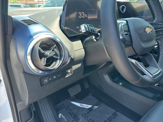 new 2025 Chevrolet Equinox EV car, priced at $38,733