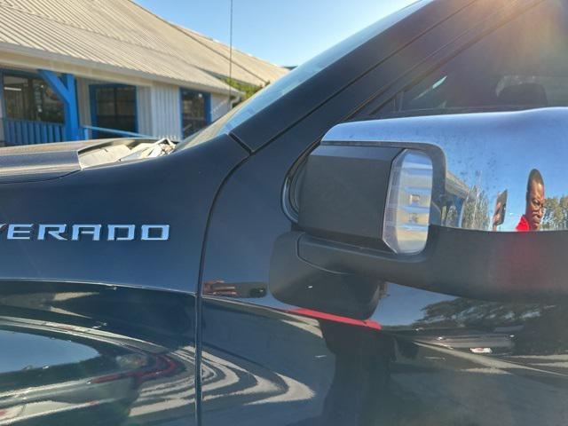 used 2022 Chevrolet Silverado 1500 car, priced at $32,995