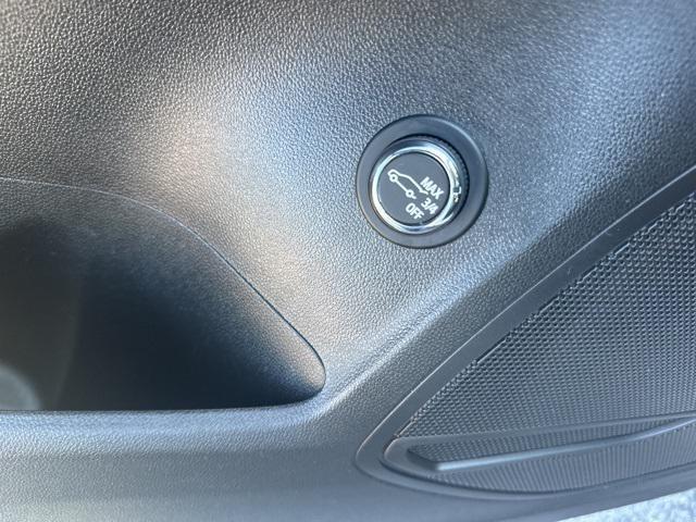 used 2023 Buick Envision car, priced at $22,435