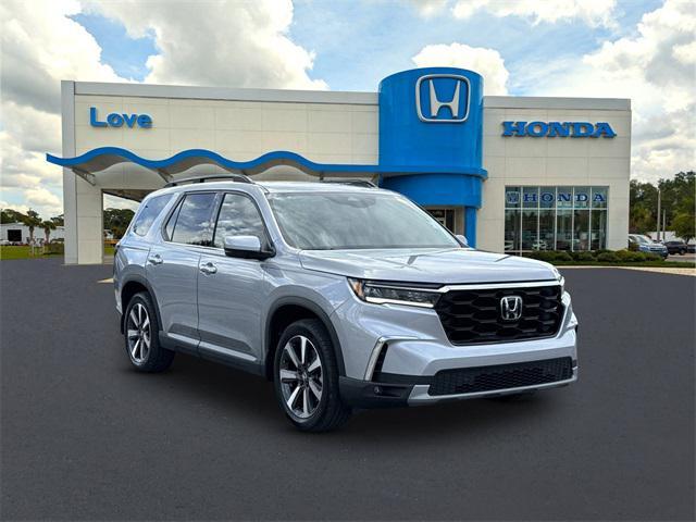 used 2023 Honda Pilot car, priced at $35,880