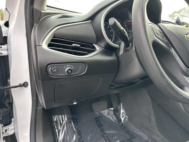 used 2023 Chevrolet Malibu car, priced at $18,925