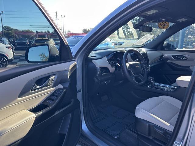 used 2023 Chevrolet Traverse car, priced at $27,505