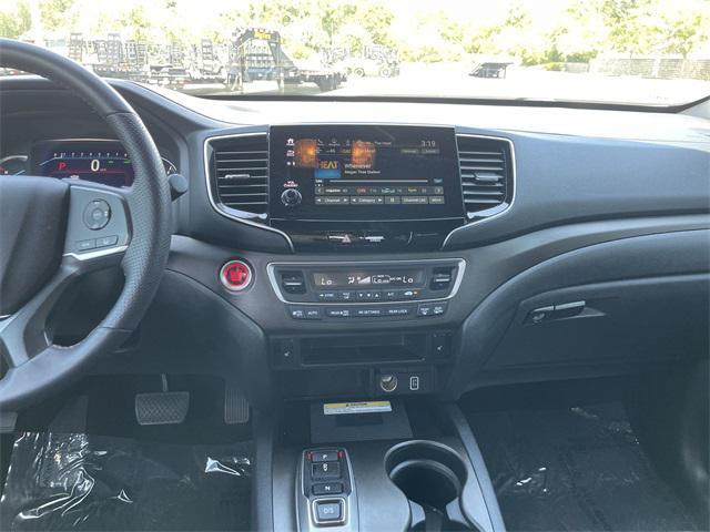 used 2022 Honda Pilot car, priced at $30,880