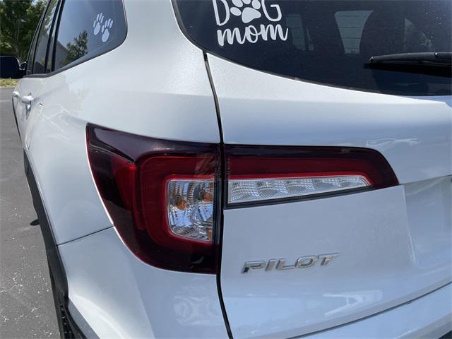 used 2022 Honda Pilot car, priced at $30,880