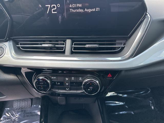 new 2025 Chevrolet Trax car, priced at $22,408