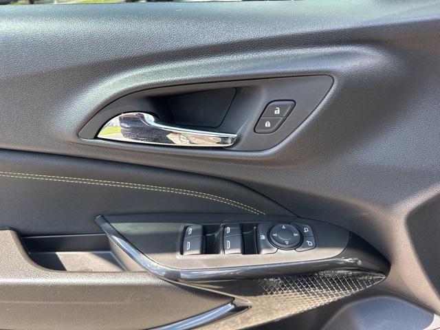 new 2025 Chevrolet Trax car, priced at $22,408