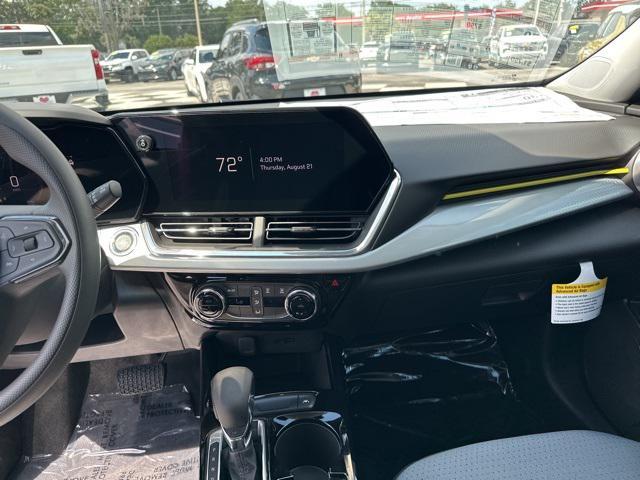 new 2025 Chevrolet Trax car, priced at $22,408