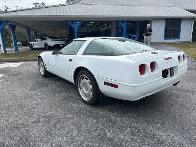 used 1992 Chevrolet Corvette car, priced at $14,885