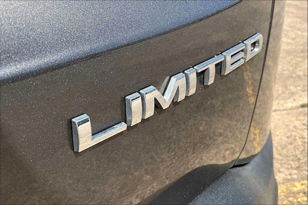 used 2017 Jeep Renegade car, priced at $11,400