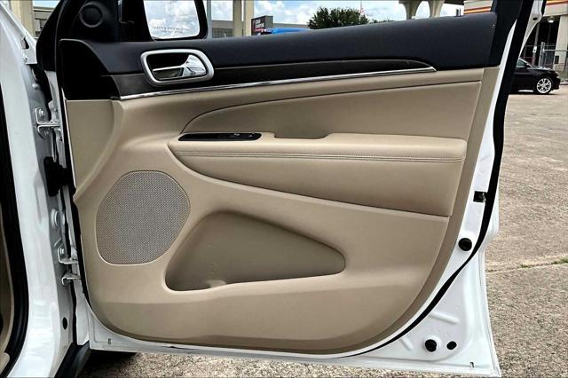used 2018 Jeep Grand Cherokee car, priced at $15,900