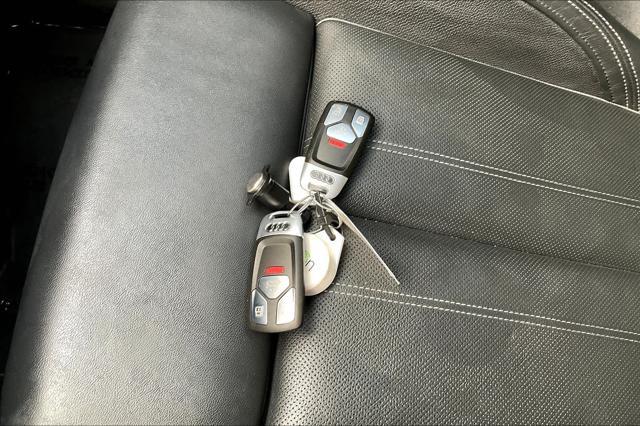 used 2021 Audi Q5 car, priced at $27,900
