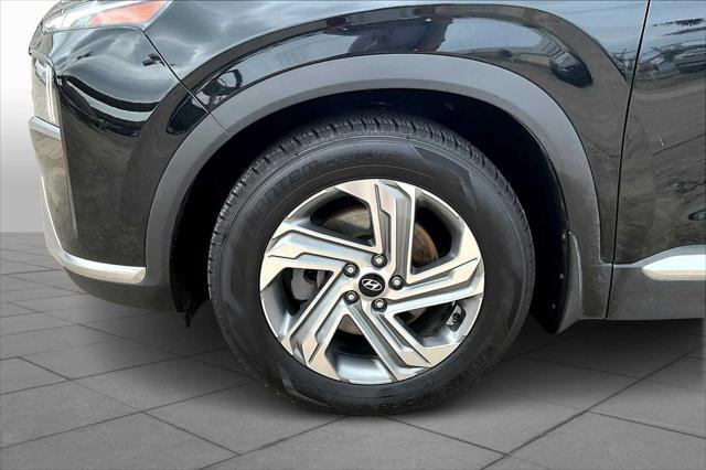 used 2022 Hyundai Santa Fe car, priced at $20,470