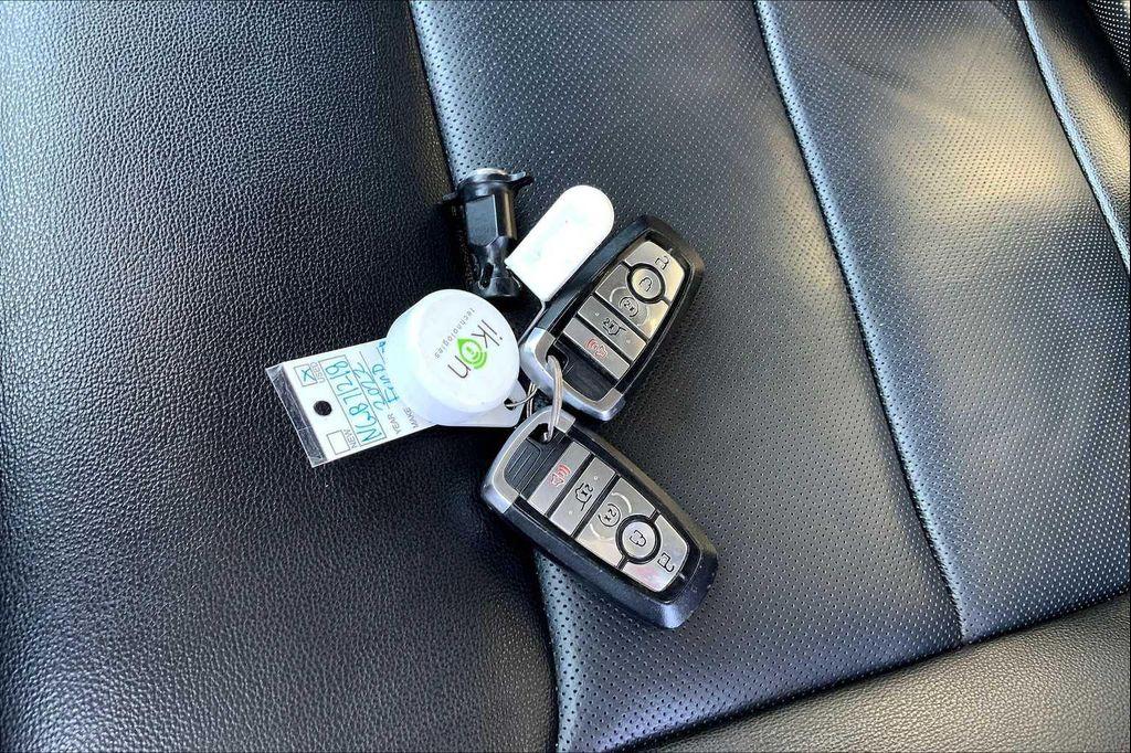 used 2022 Ford Explorer car, priced at $27,987