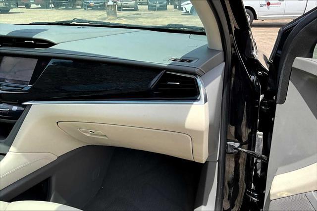 used 2020 Cadillac XT6 car, priced at $26,853