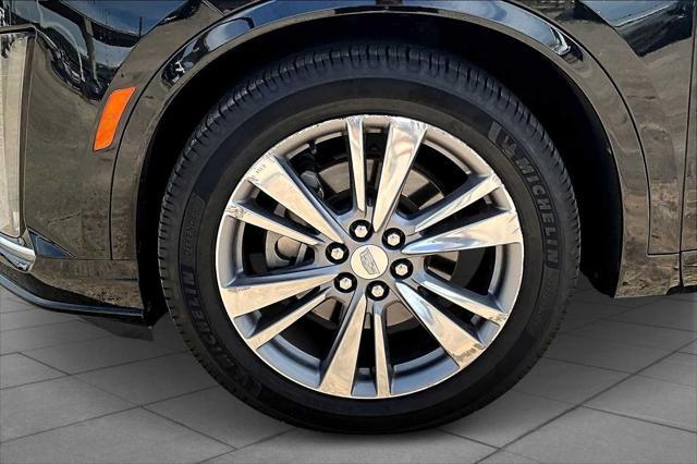used 2020 Cadillac XT6 car, priced at $26,853