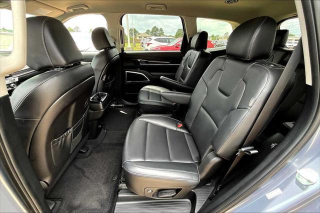 used 2024 Kia Telluride car, priced at $36,988