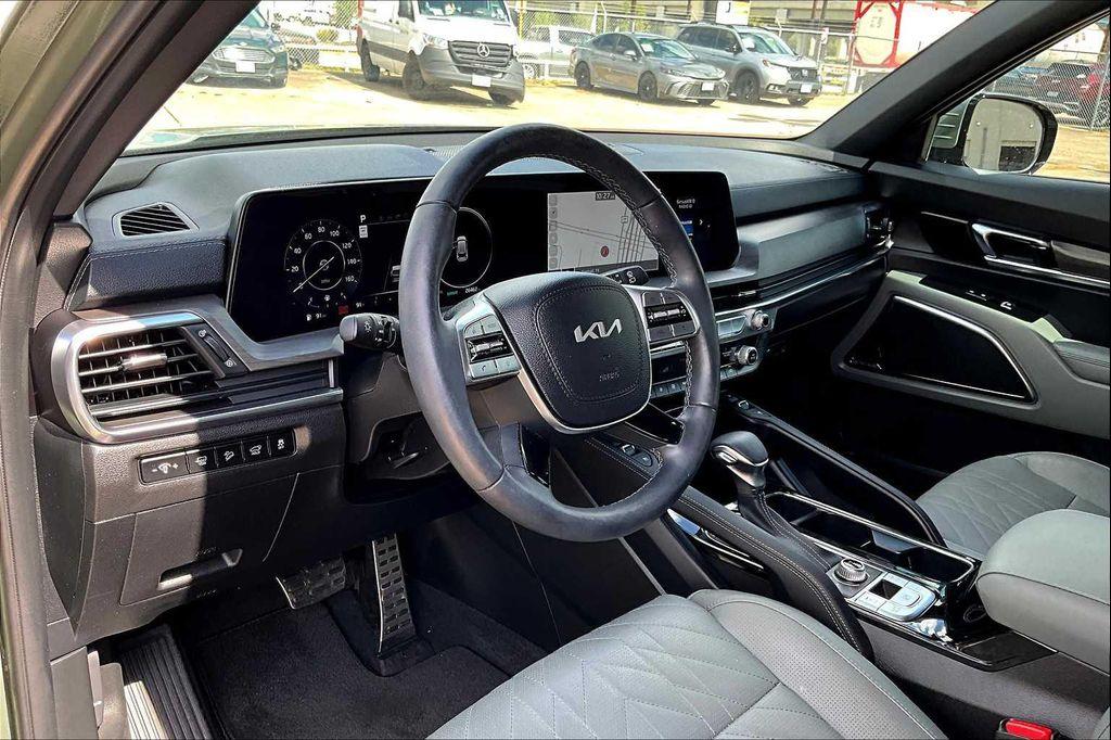 used 2024 Kia Telluride car, priced at $41,400