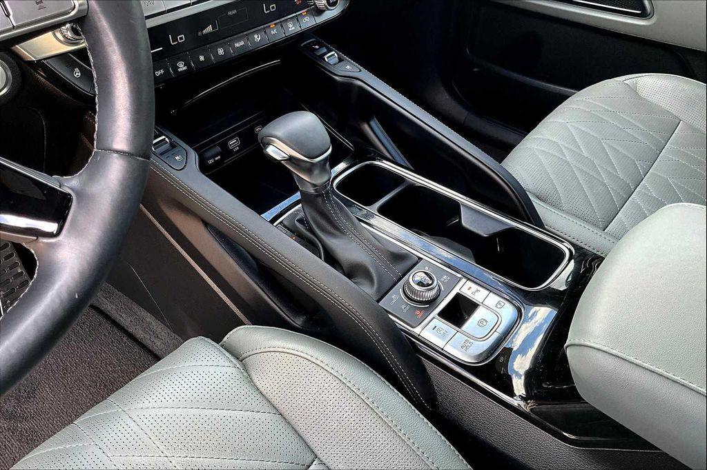 used 2024 Kia Telluride car, priced at $41,400