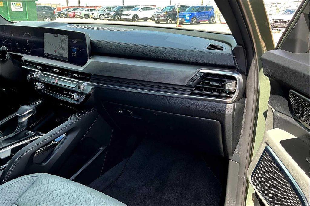 used 2024 Kia Telluride car, priced at $41,400