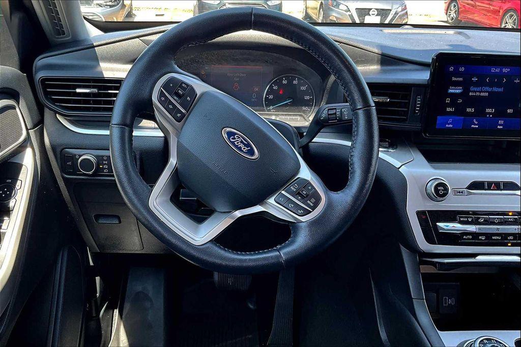used 2022 Ford Explorer car, priced at $28,900