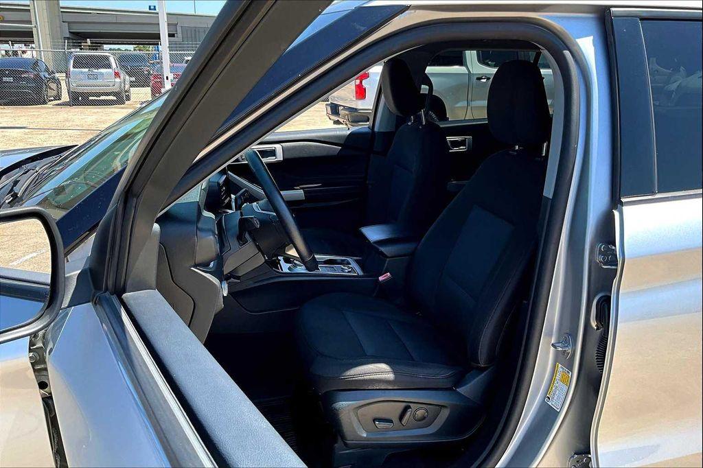 used 2022 Ford Explorer car, priced at $28,900