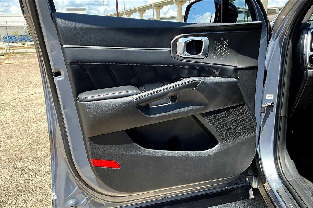 used 2021 Kia Sorento car, priced at $19,900