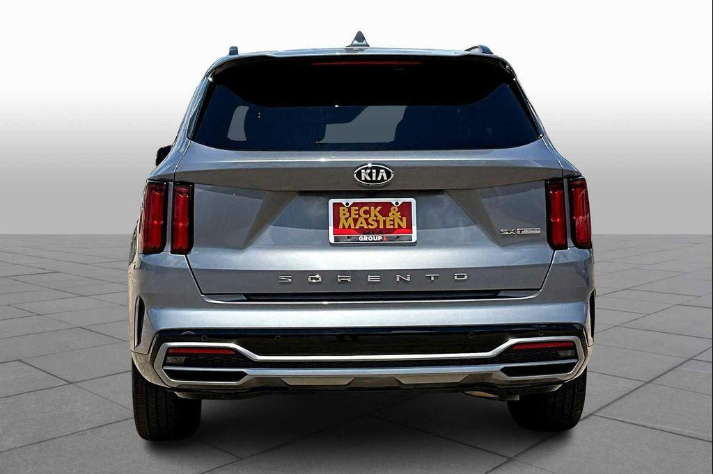 used 2021 Kia Sorento car, priced at $19,900