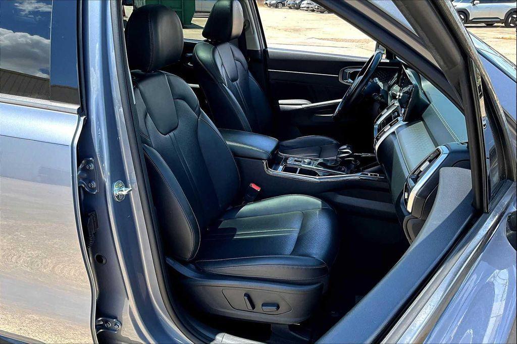 used 2021 Kia Sorento car, priced at $19,900