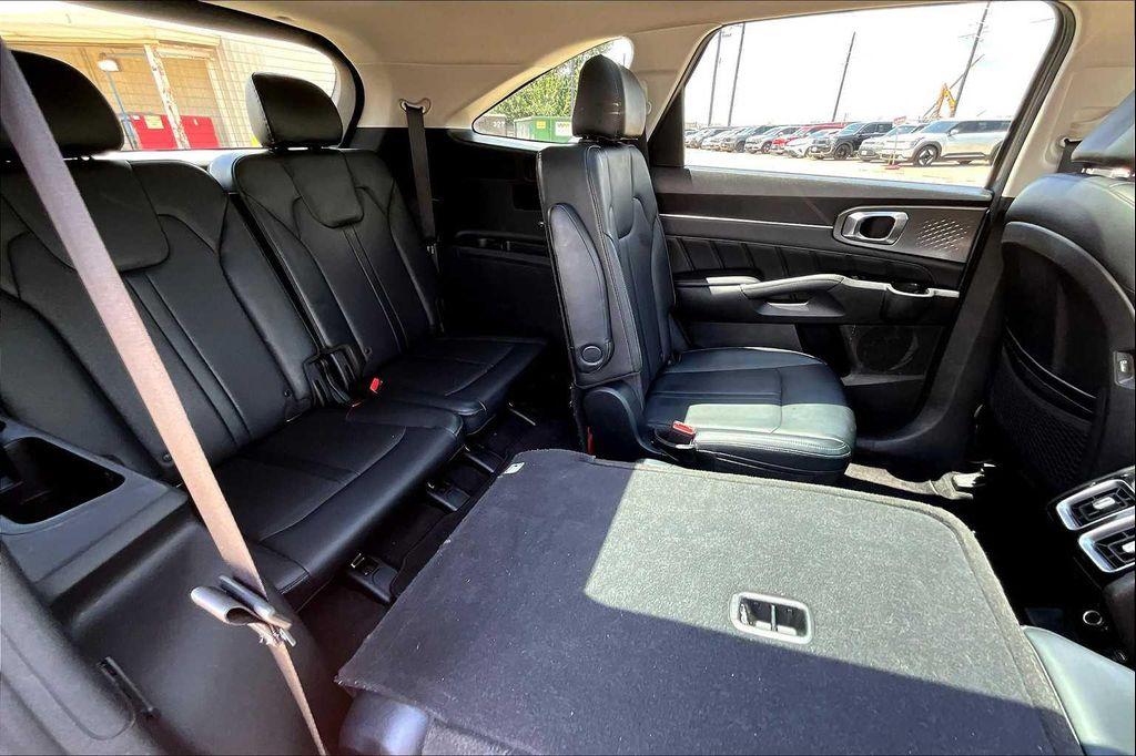 used 2021 Kia Sorento car, priced at $19,900