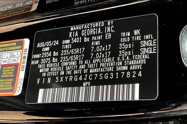 used 2025 Kia Sorento car, priced at $29,900
