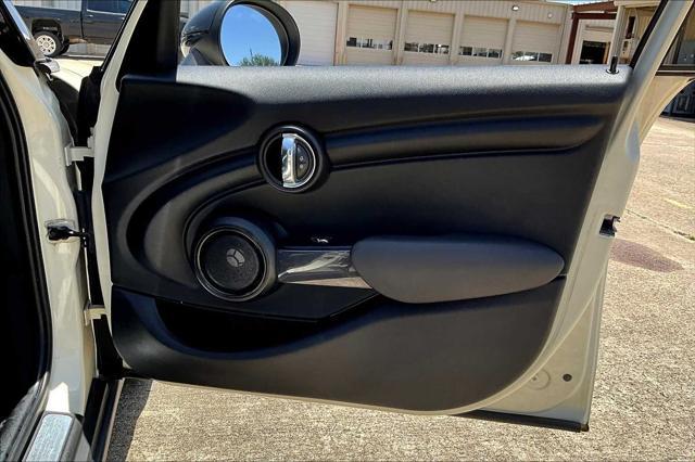 used 2015 MINI Hardtop car, priced at $9,650