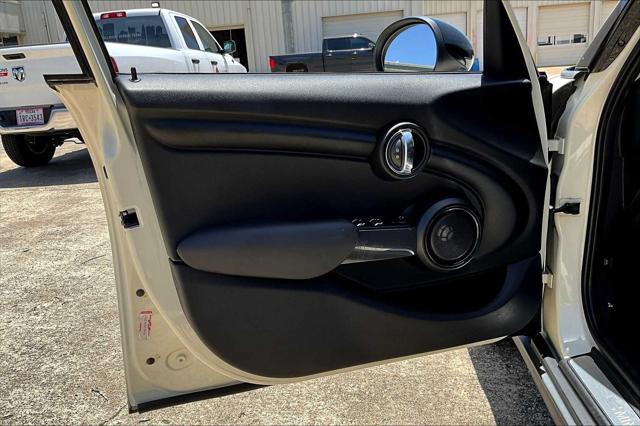 used 2015 MINI Hardtop car, priced at $9,650