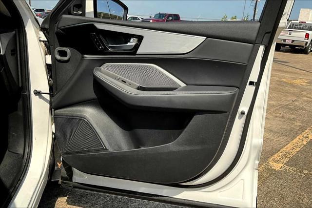 used 2023 Acura MDX car, priced at $43,479
