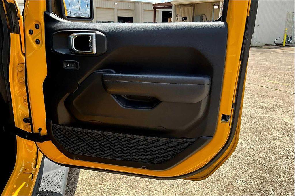 used 2021 Jeep Wrangler car, priced at $26,444