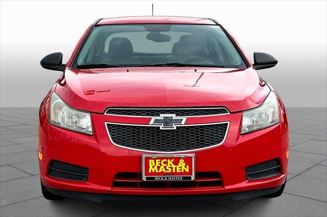 used 2014 Chevrolet Cruze car, priced at $6,400