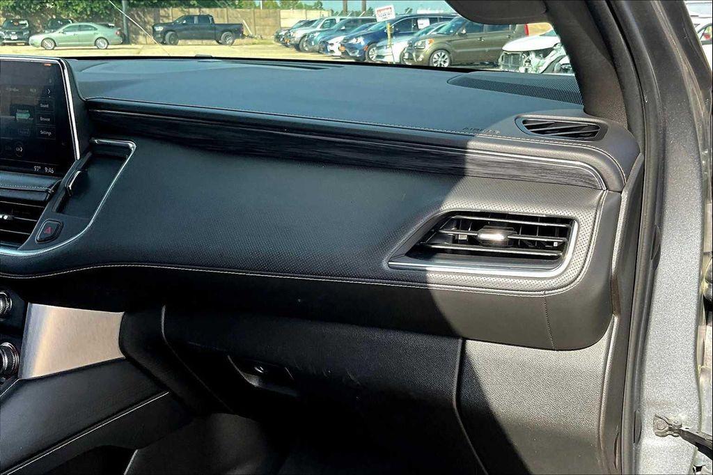 used 2021 GMC Yukon car, priced at $38,400