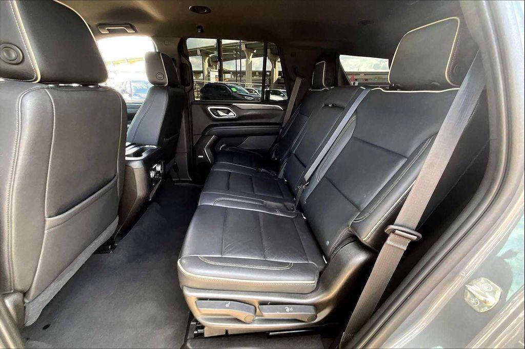 used 2021 GMC Yukon car, priced at $38,400